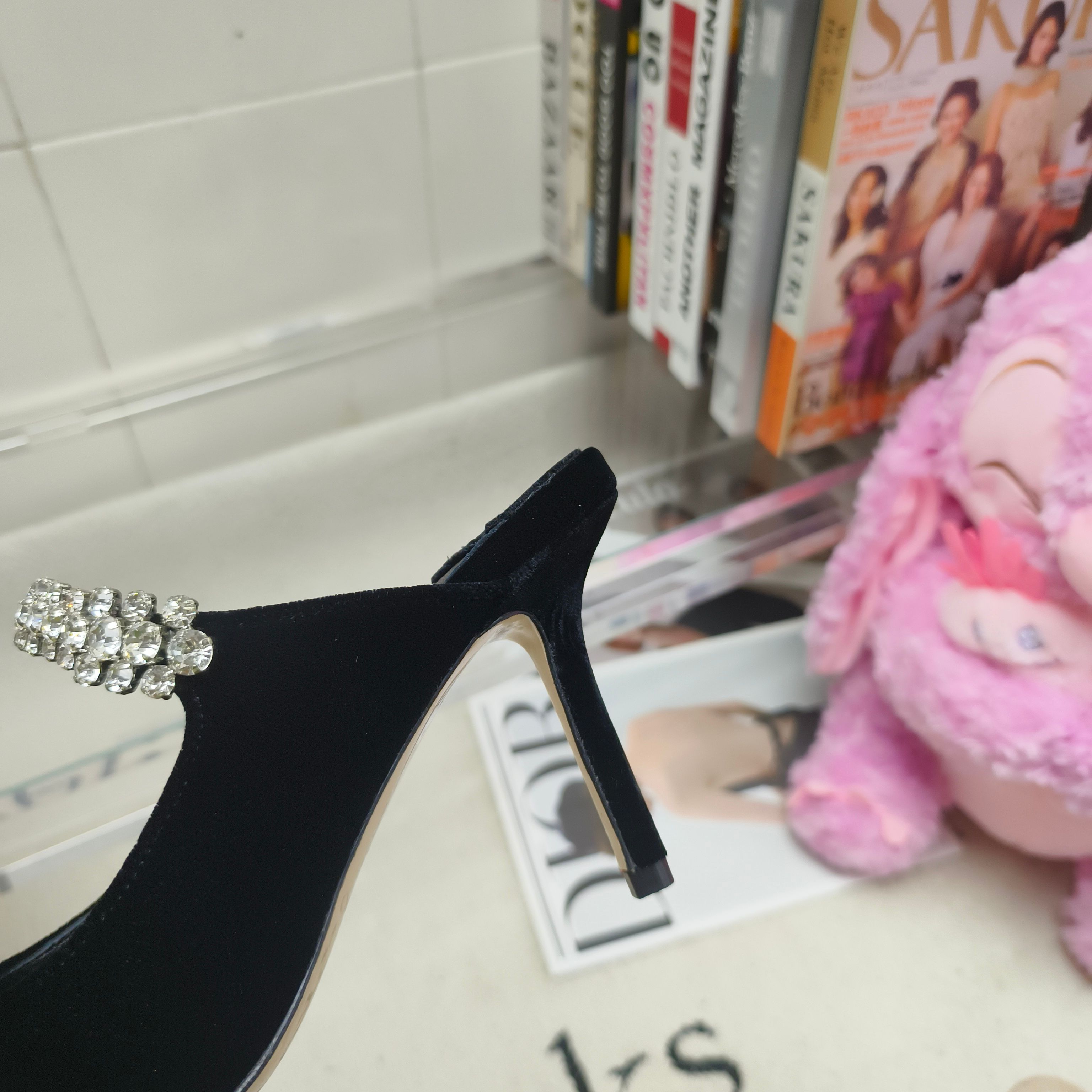 Women's high heels
